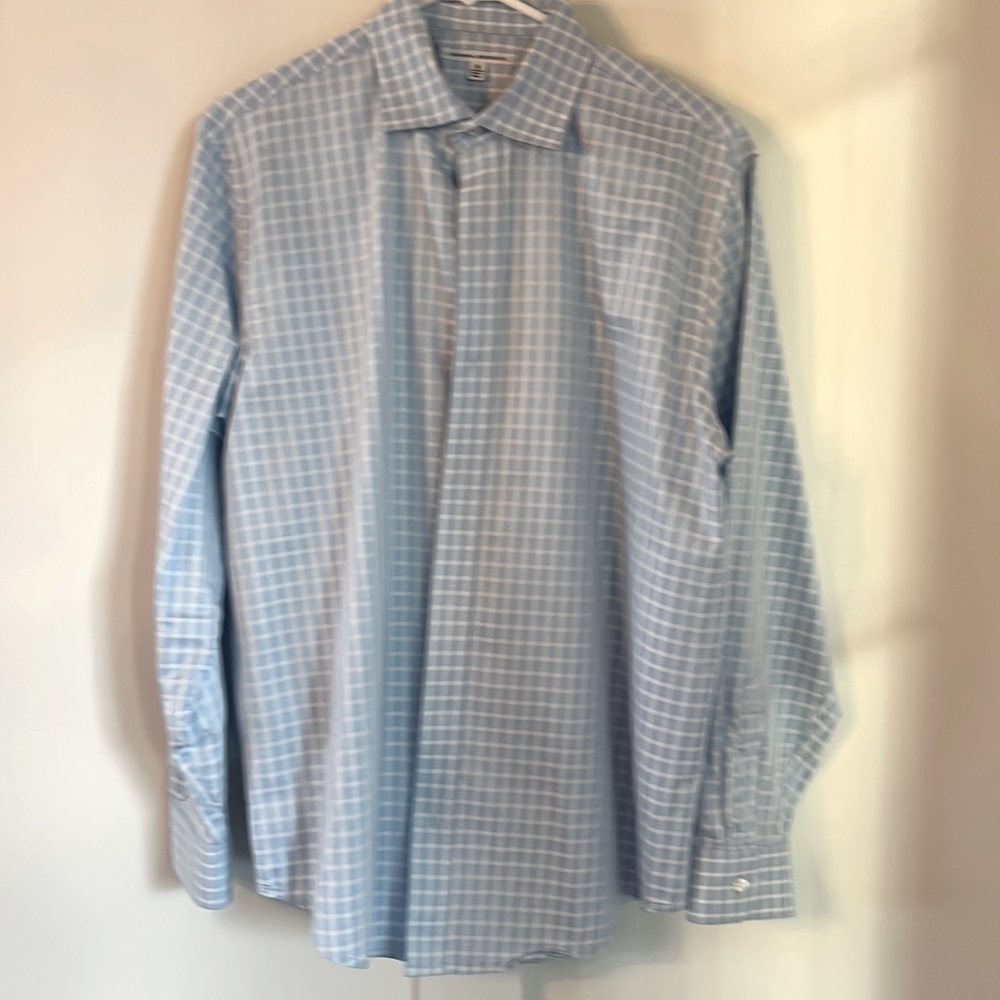 Banana Republic medium button up dress shirt medium